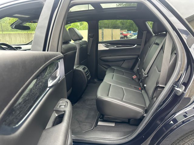 Vehicle image 15 of 32
