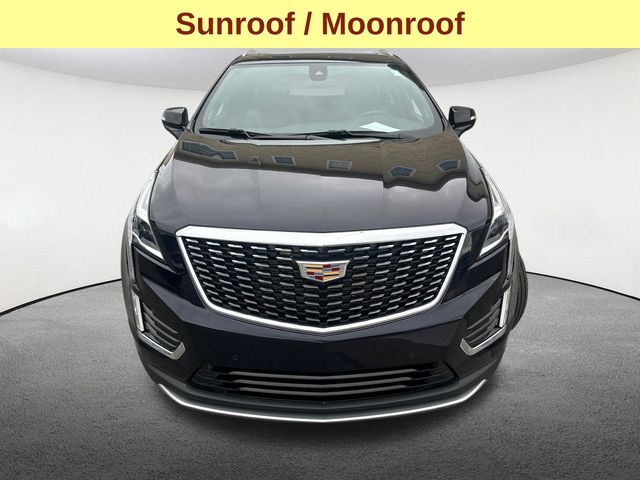 Vehicle image 2 of 32