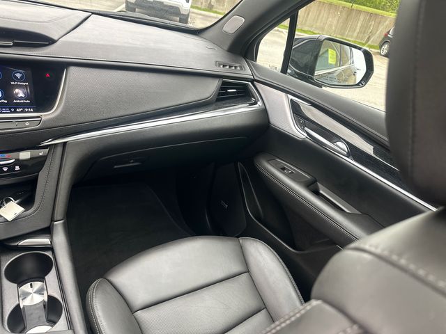 Vehicle image 18 of 32