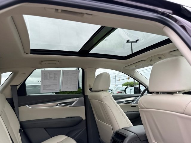 Vehicle image 32 of 39
