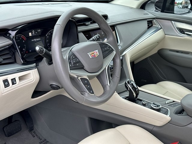Vehicle image 15 of 39