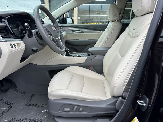 Vehicle image 12 of 39