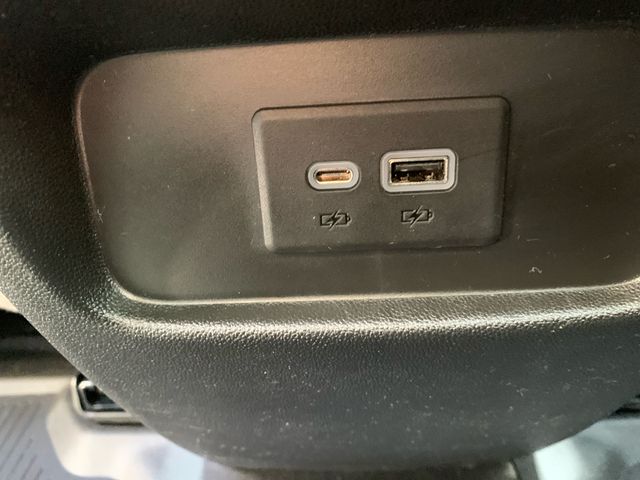 Vehicle image 15 of 35
