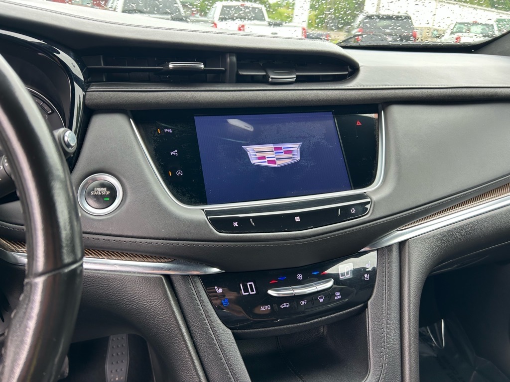 Vehicle image 25 of 59