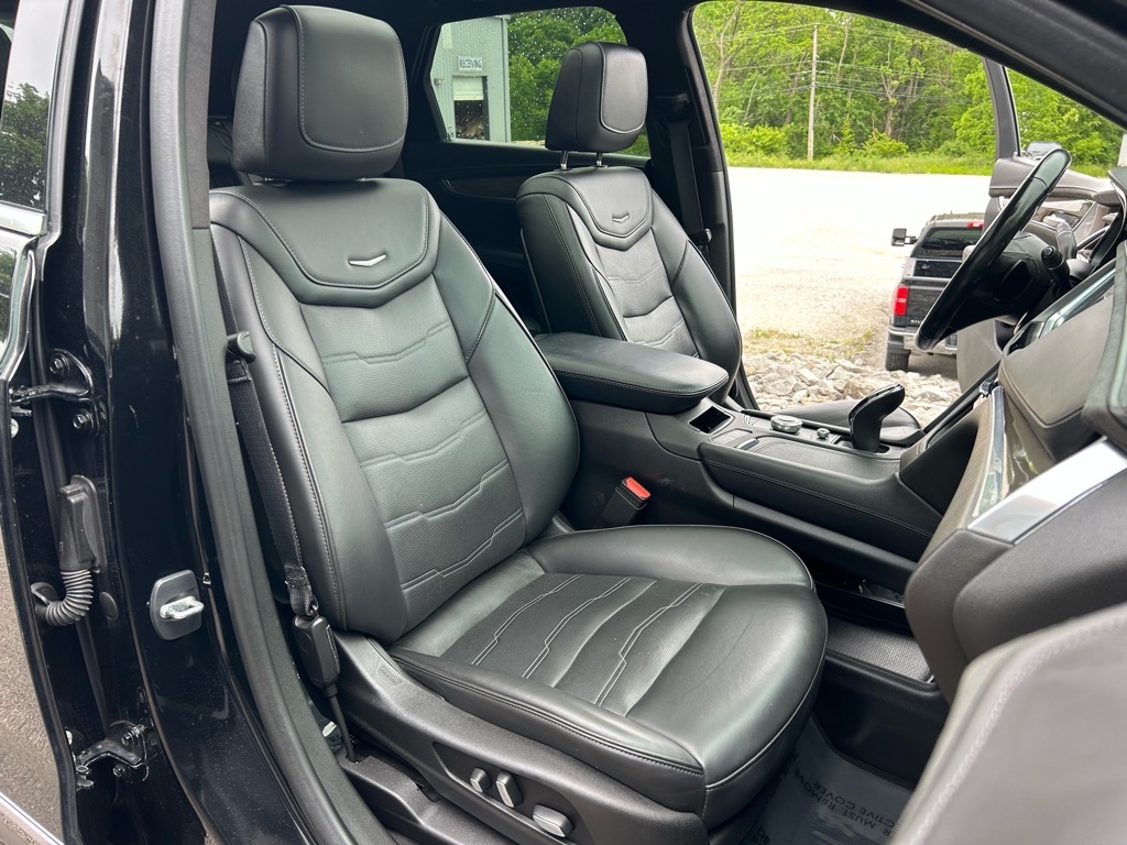 Vehicle image 56 of 59