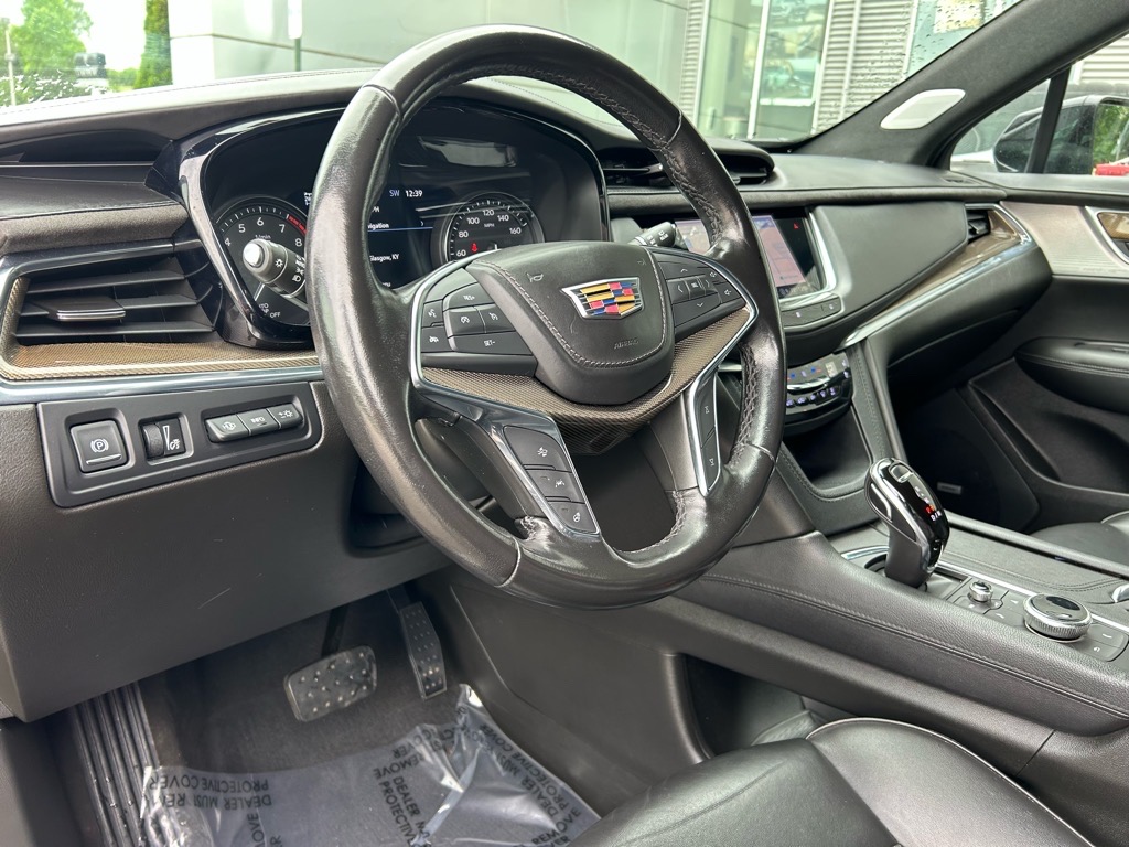 Vehicle image 15 of 59