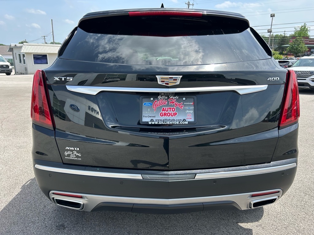 Vehicle image 5 of 59