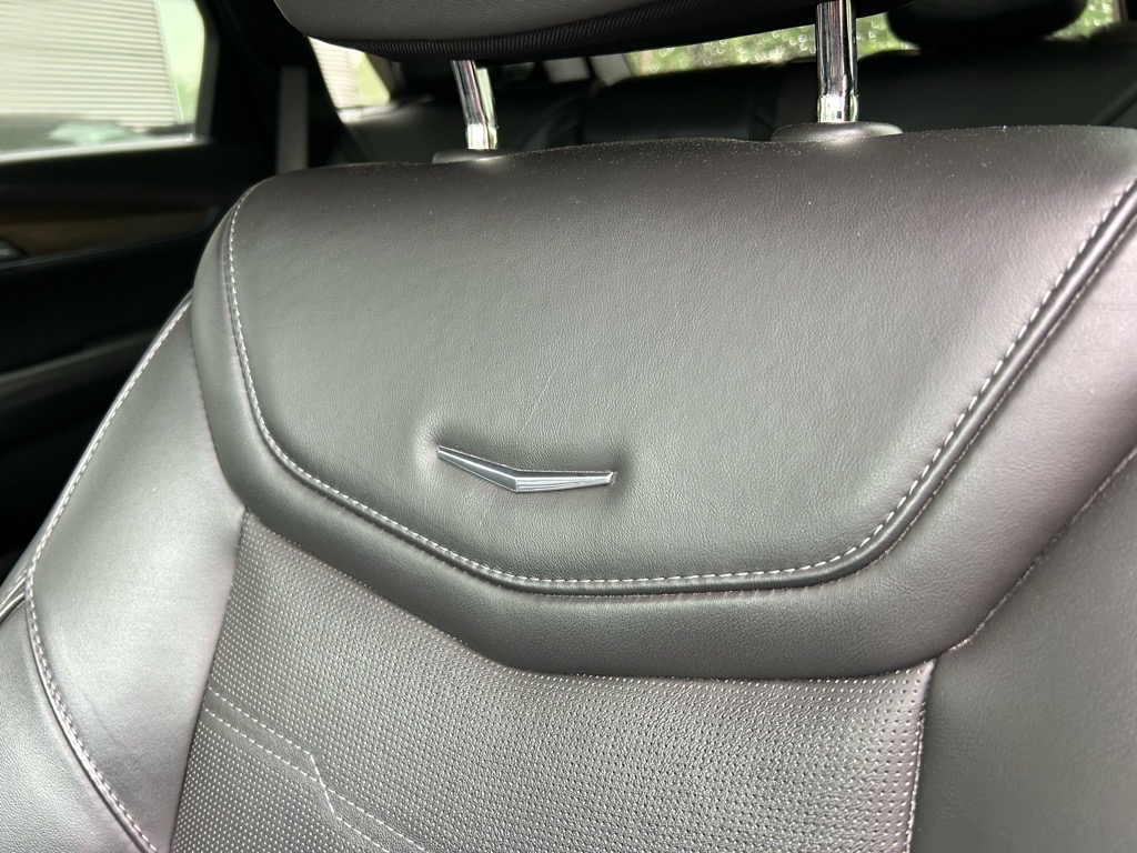 Vehicle image 20 of 59