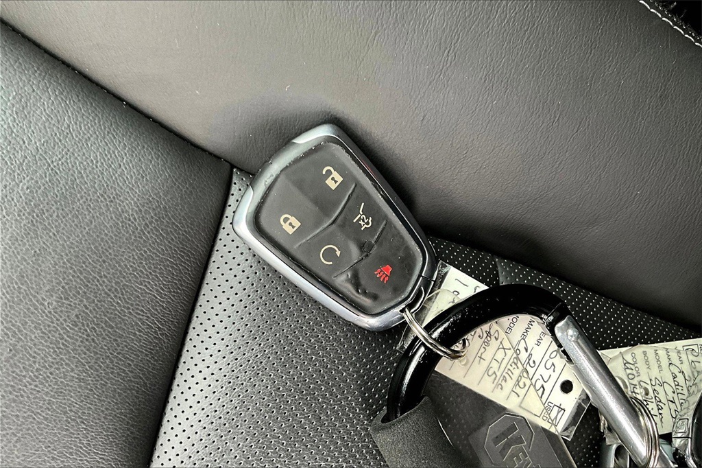 Vehicle image 24 of 31