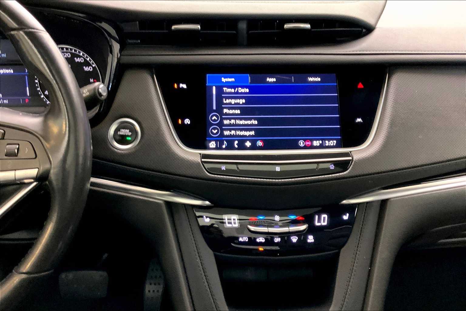 Vehicle image 19 of 32