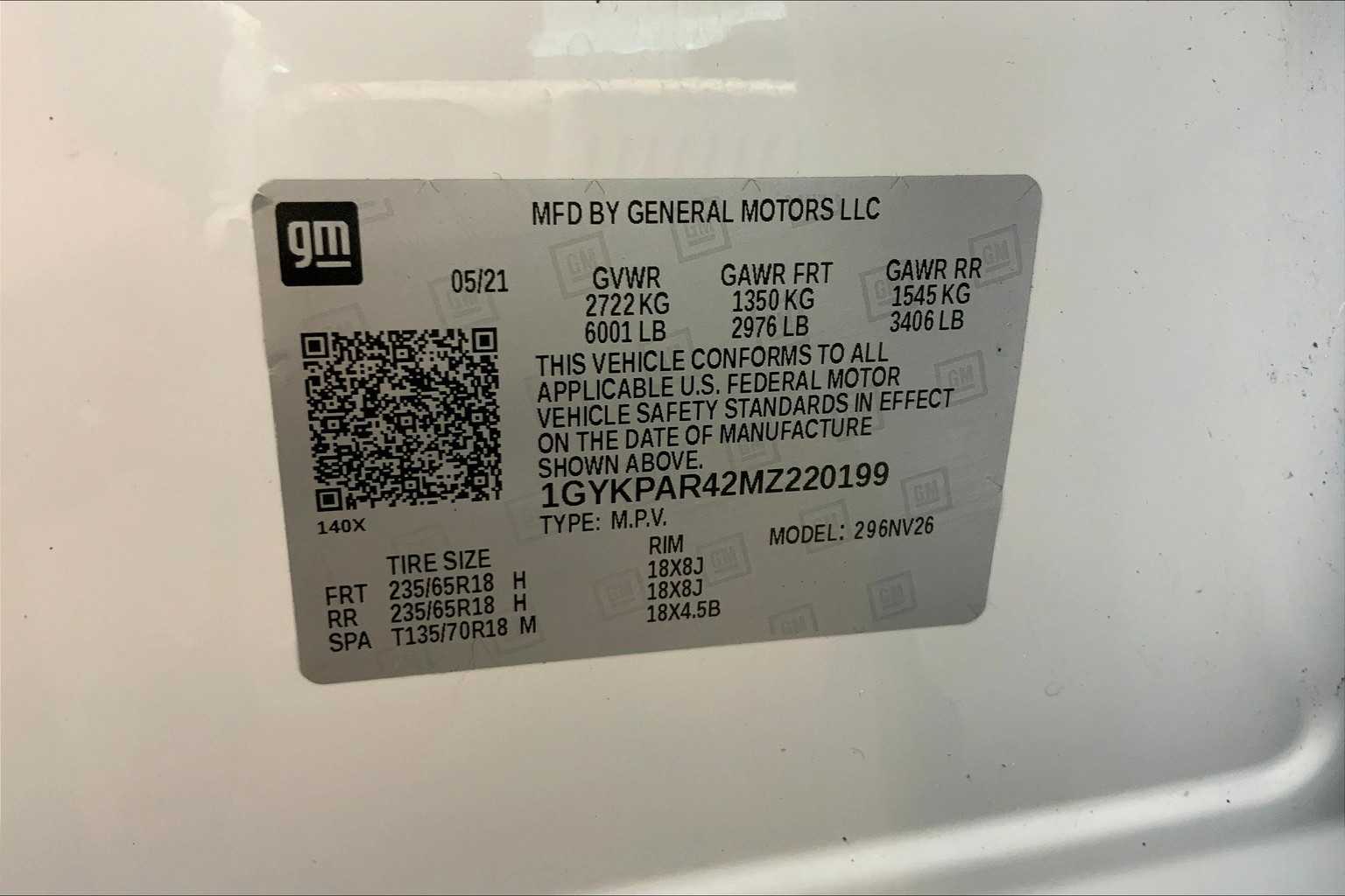 Vehicle image 24 of 32