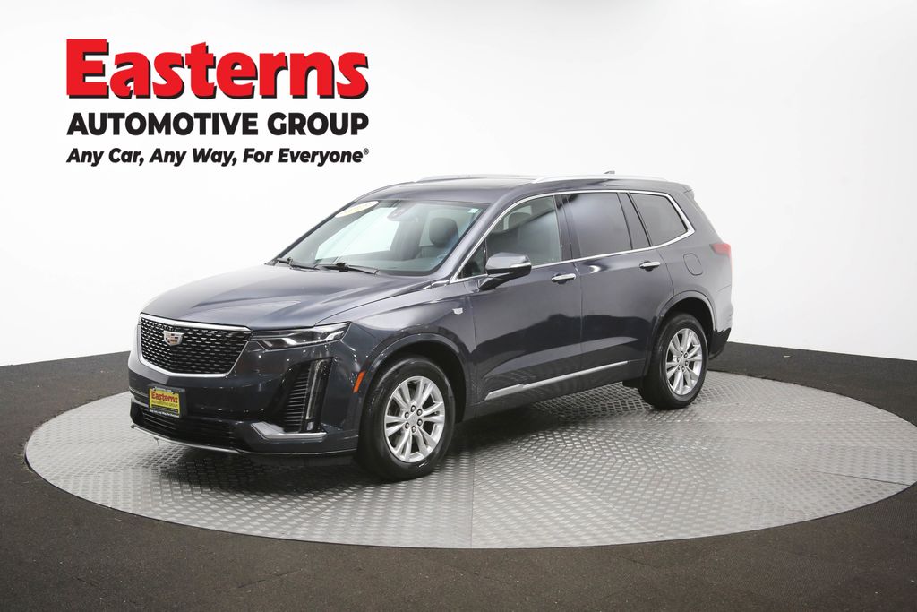 2021 Cadillac XT6 Luxury Image 3 of 69