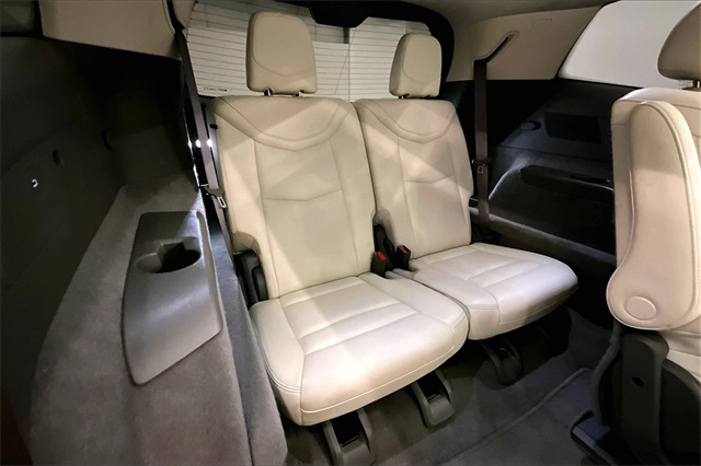 Vehicle image 29 of 36