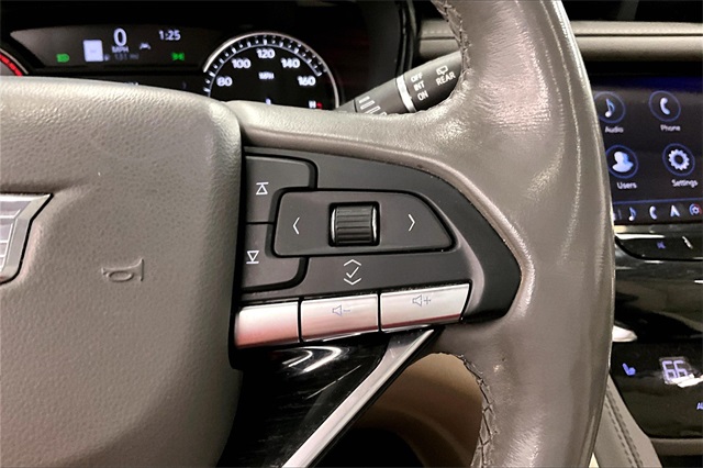 Vehicle image 24 of 36