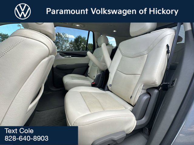 Vehicle image 27 of 33