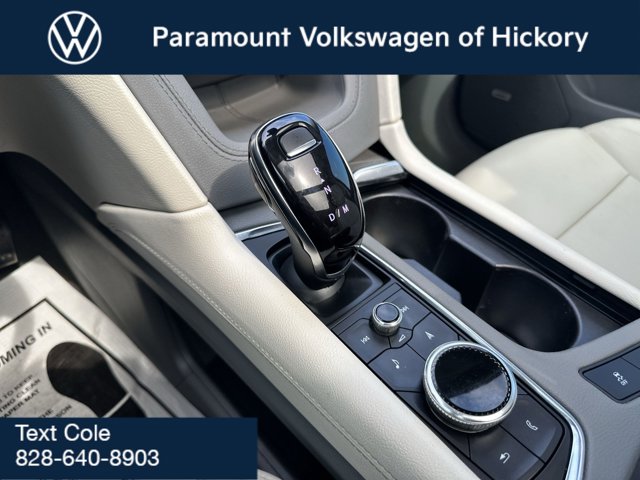 Vehicle image 12 of 33