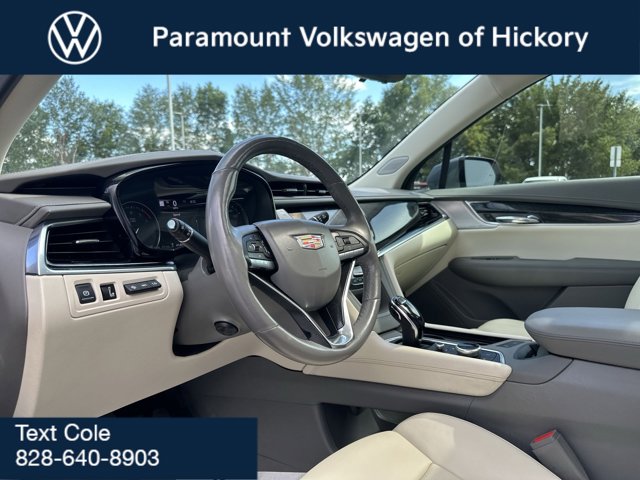 Vehicle image 14 of 33