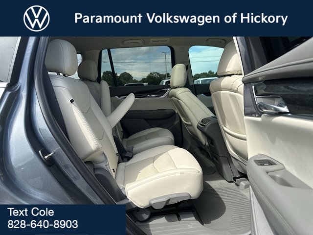 Vehicle image 28 of 33