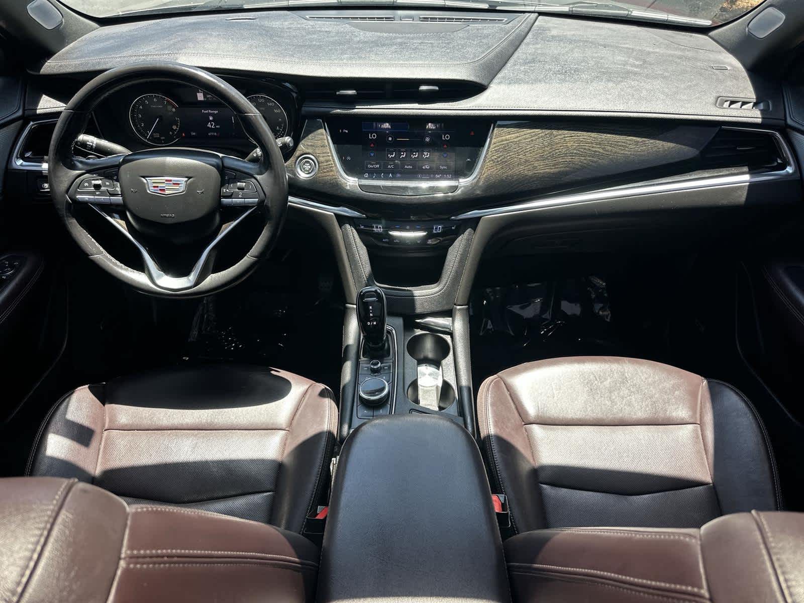 Vehicle image 16 of 32
