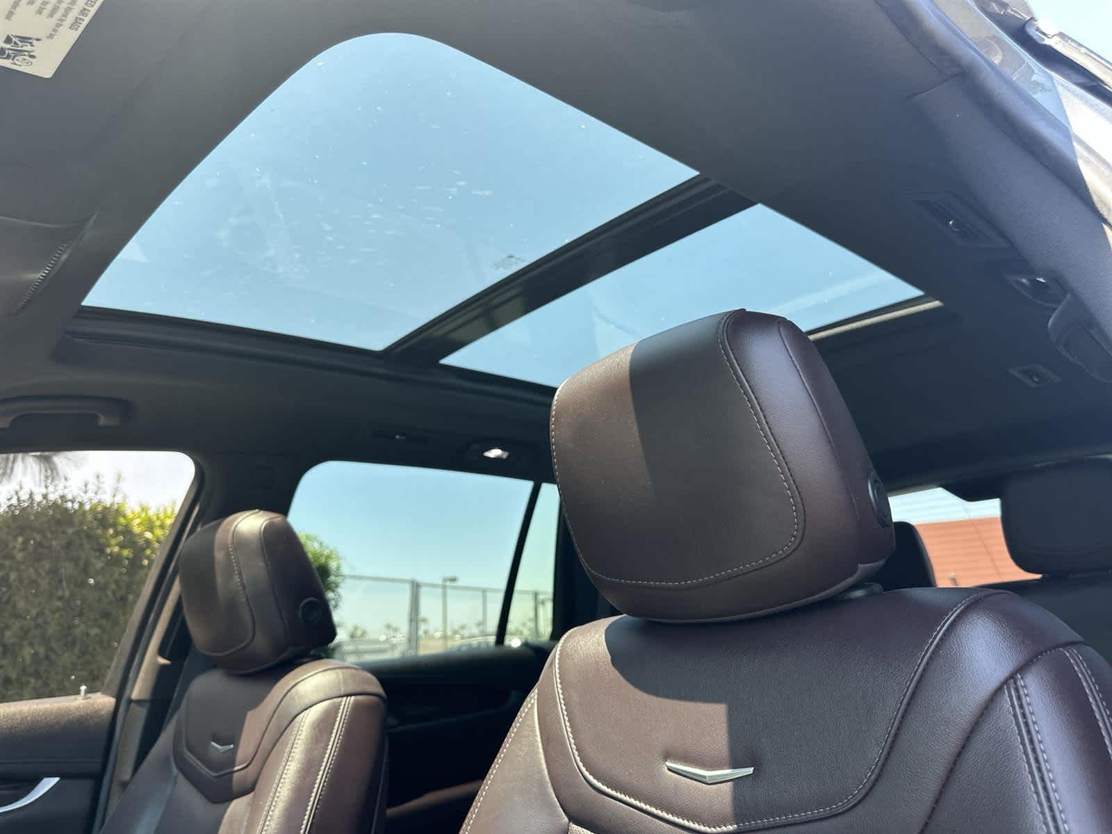 Vehicle image 11 of 32