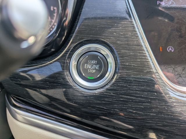 Vehicle image 26 of 29
