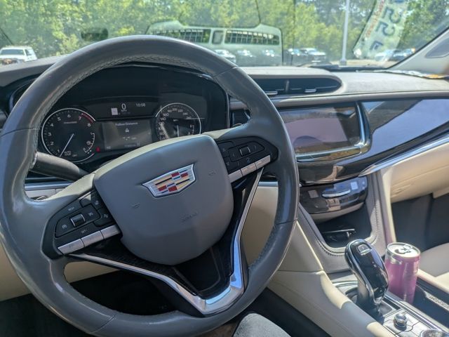 Vehicle image 12 of 29