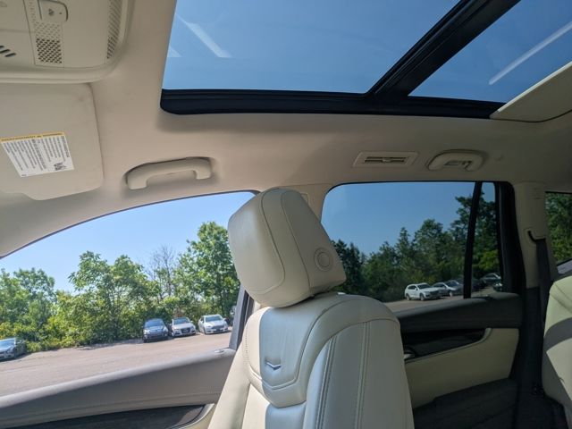Vehicle image 11 of 29