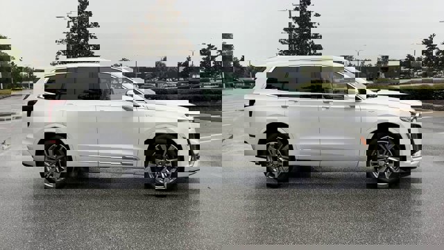 Vehicle image 5 of 31