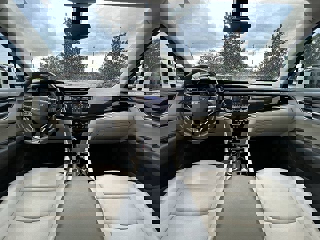 Vehicle image 19 of 31
