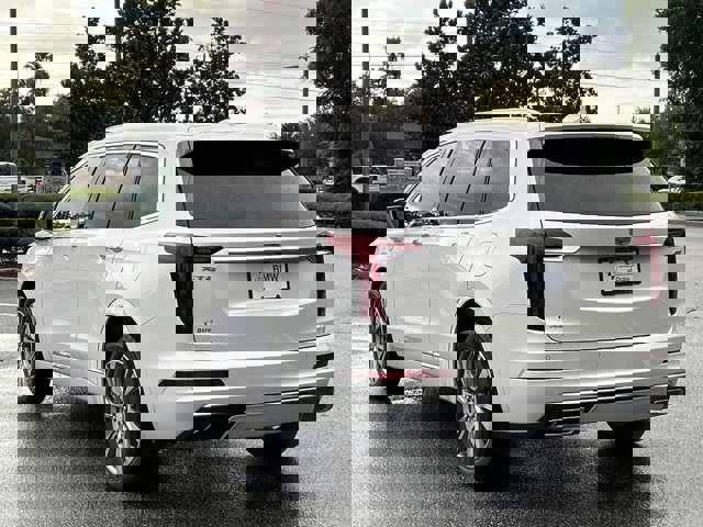 Vehicle image 9 of 31