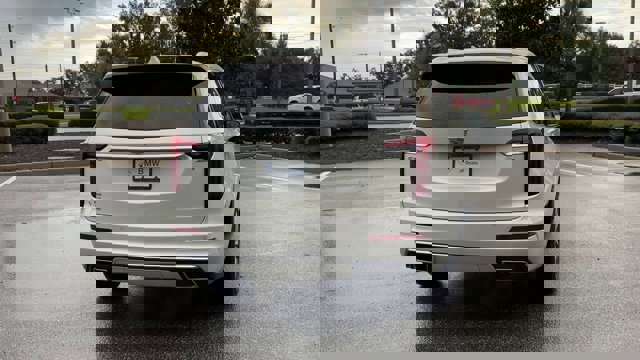 Vehicle image 7 of 31