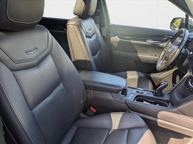 Vehicle image 13 of 22