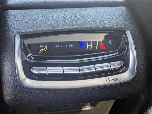 Vehicle image 18 of 22