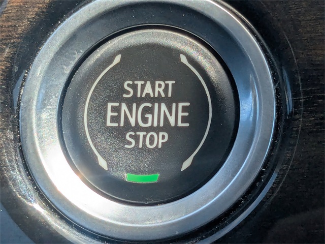 Vehicle image 16 of 26