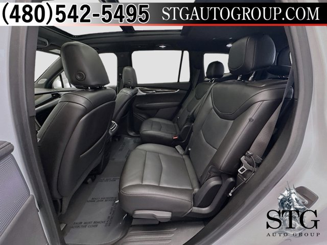 Vehicle image 12 of 25