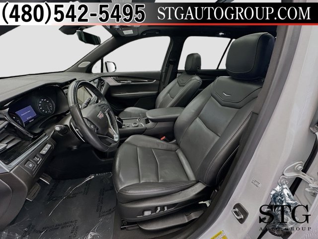 Vehicle image 22 of 25
