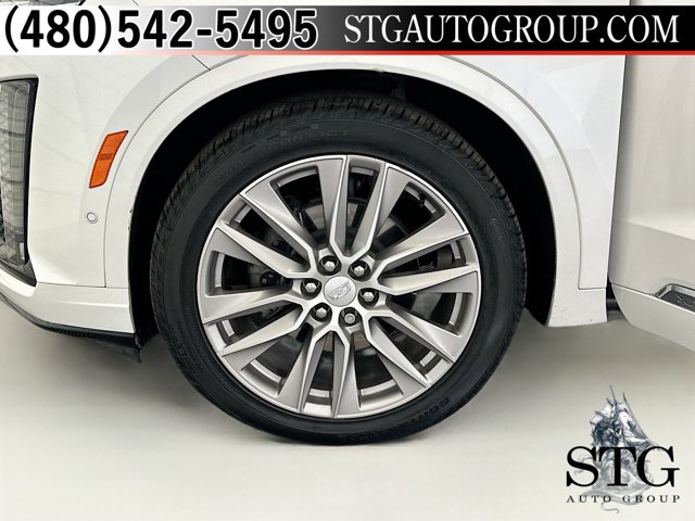 Vehicle image 8 of 25