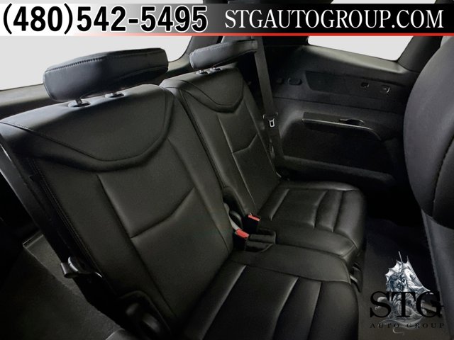 Vehicle image 10 of 25