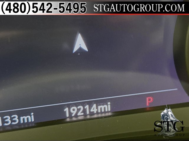 Vehicle image 24 of 25