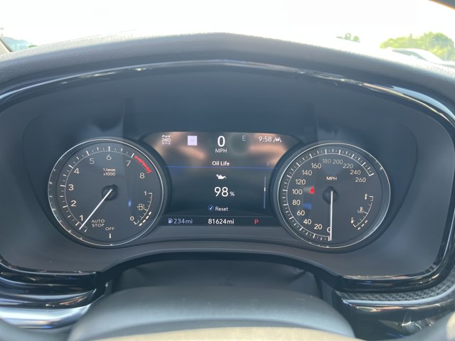 Vehicle image 14 of 28