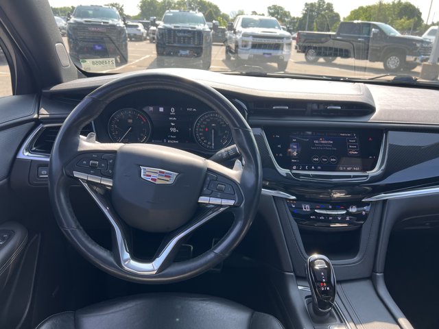 Vehicle image 12 of 28