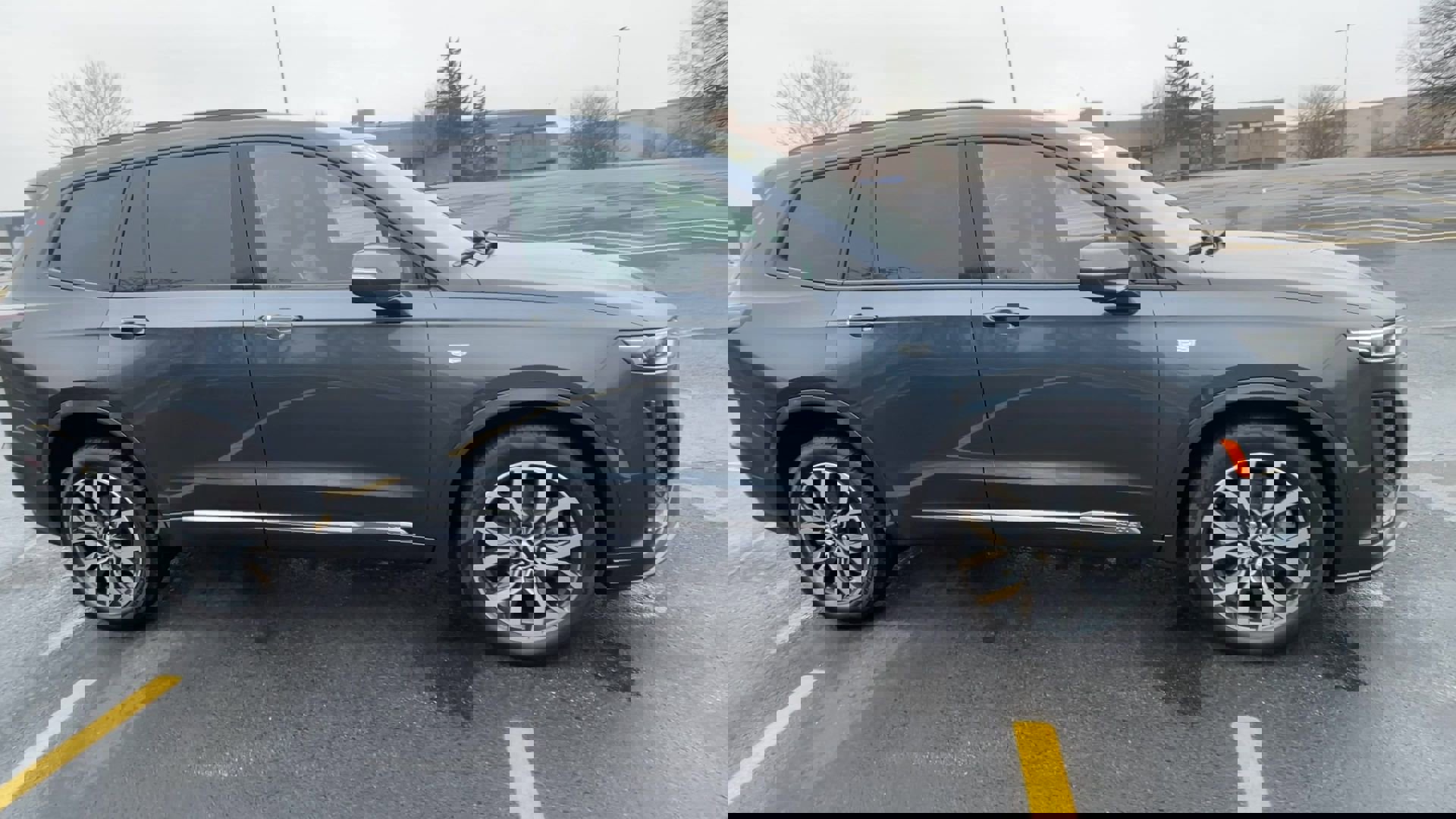 Vehicle image 7 of 36
