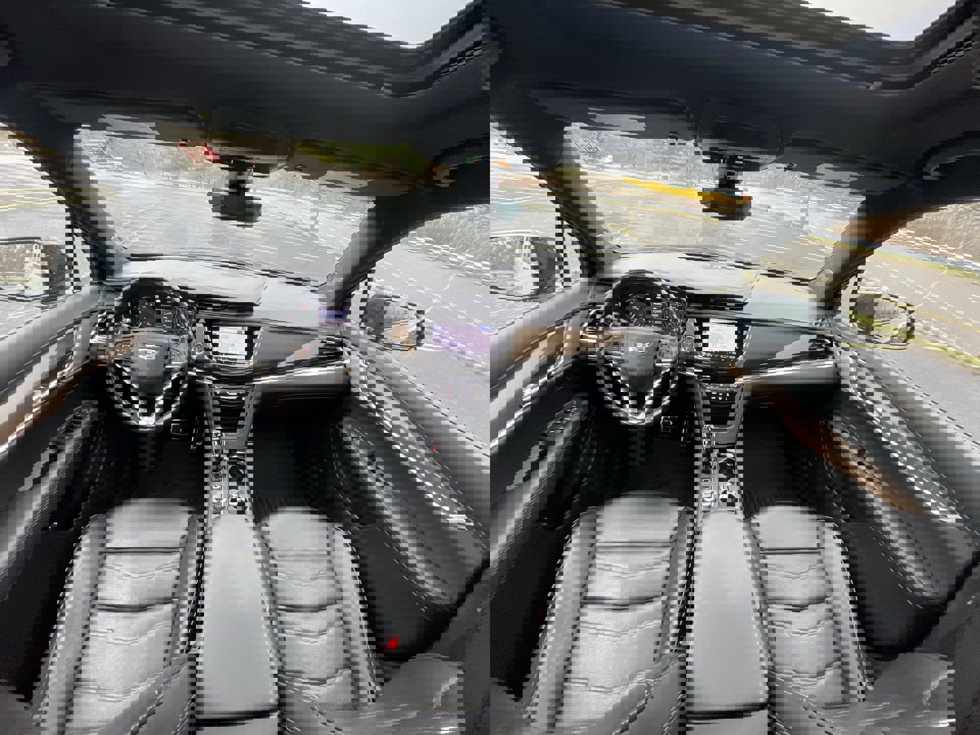 Vehicle image 21 of 36