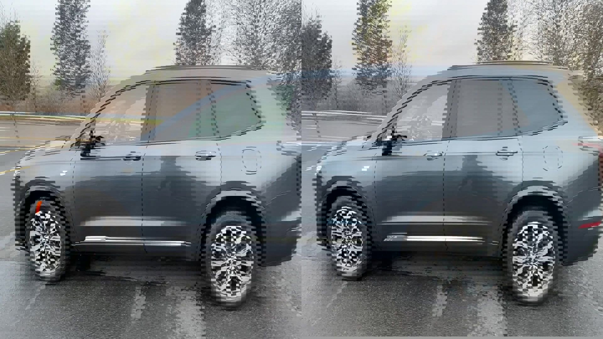 Vehicle image 2 of 36