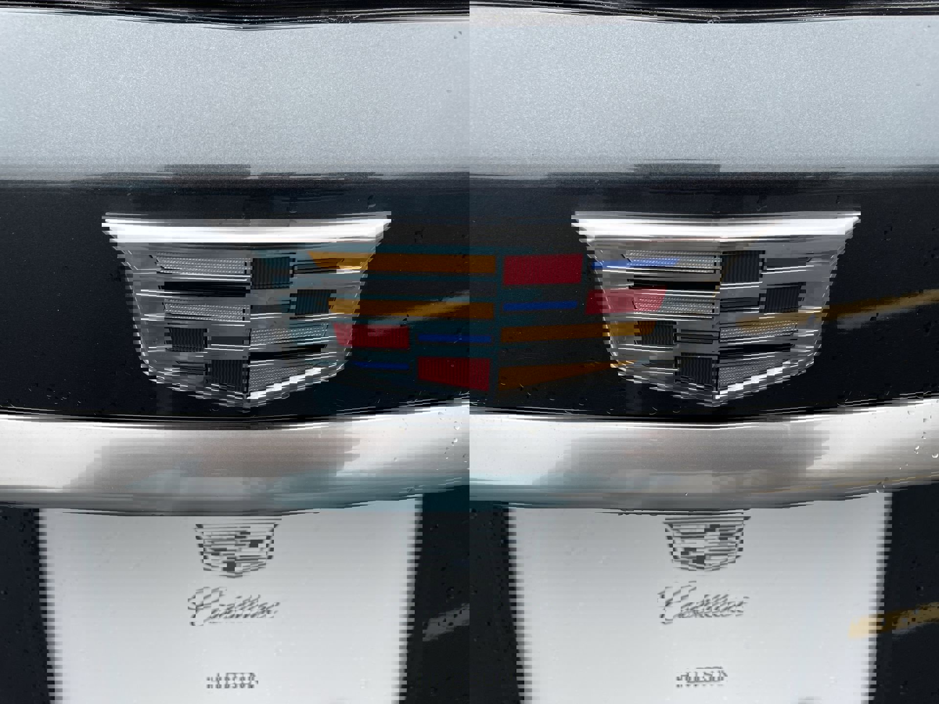 Vehicle image 32 of 36