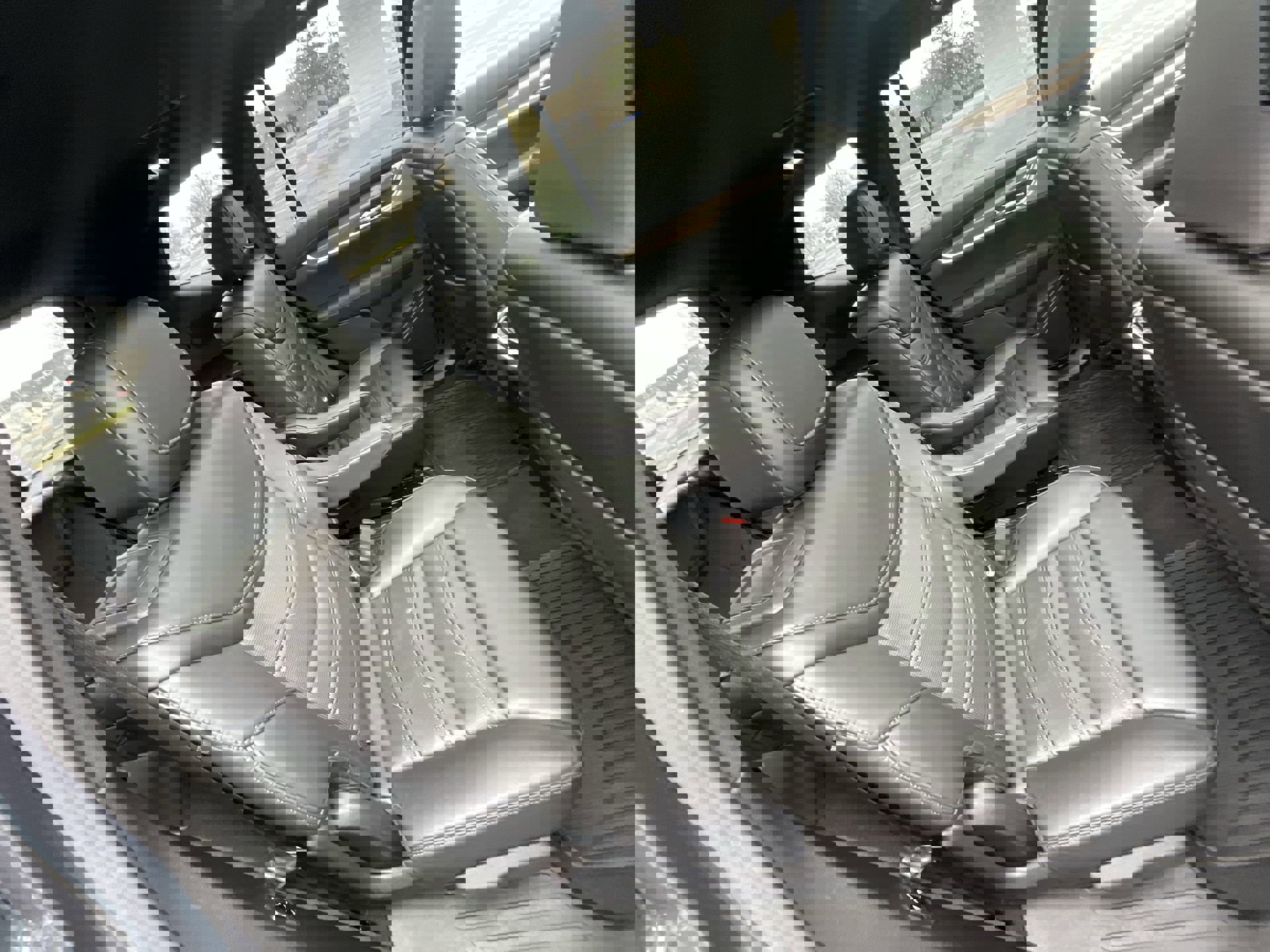 Vehicle image 28 of 36