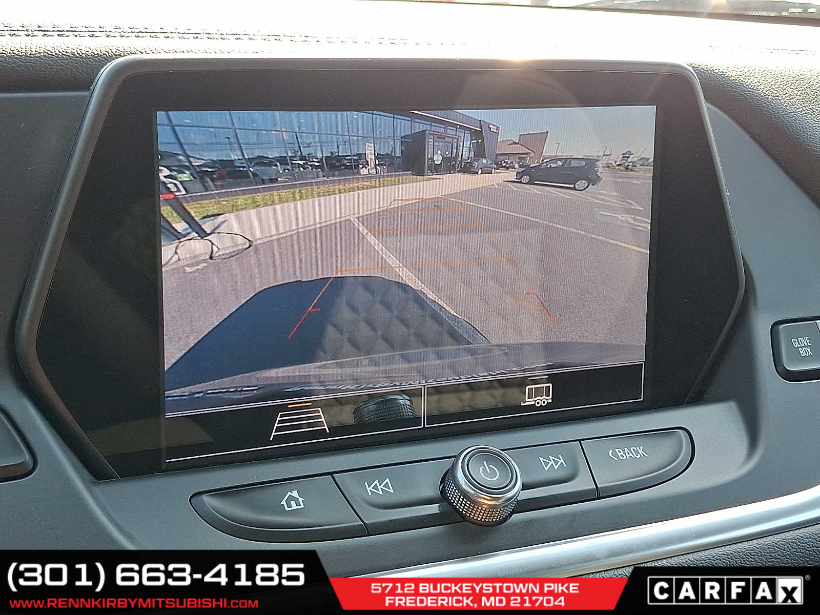 Vehicle image 17 of 31