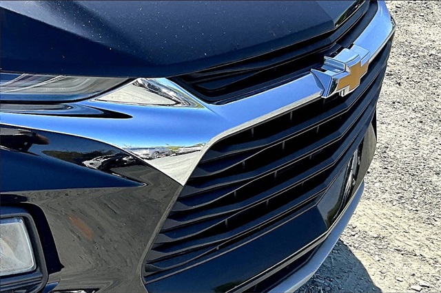 Vehicle image 29 of 32