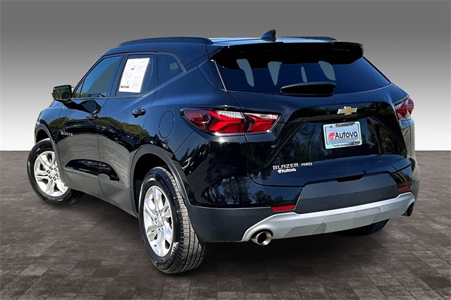 Vehicle image 6 of 32