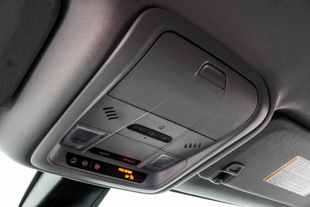 Vehicle image 42 of 48